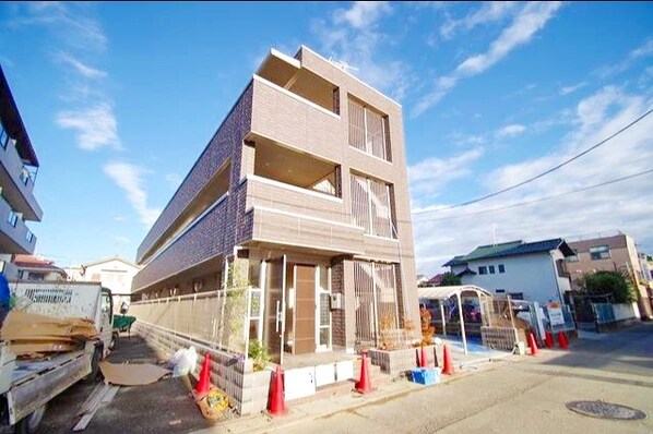 PEAR PARK3の物件外観写真